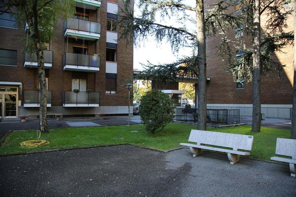 Bilocale Indipendente Apartment มิลาน ห้อง รูปภาพ